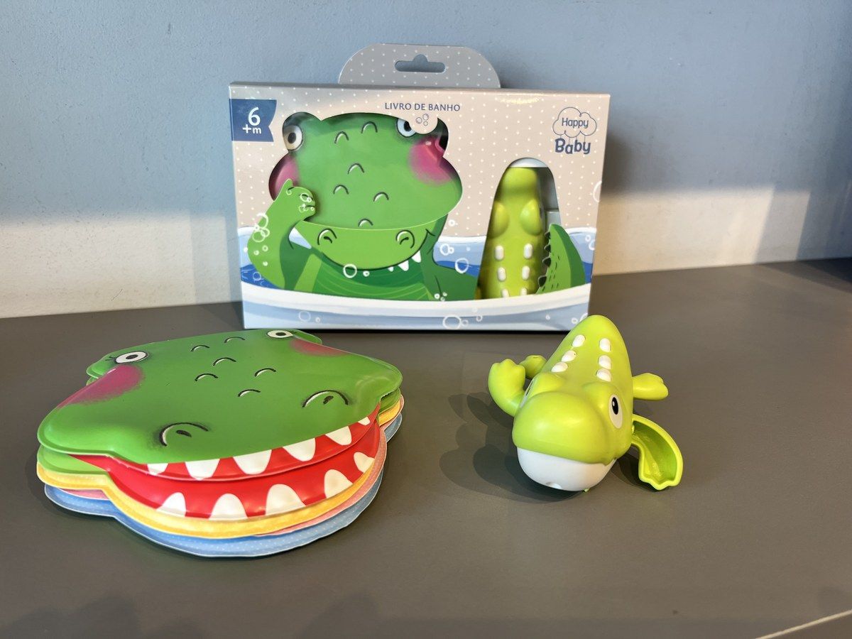 Livro de banho Crocodilo — foto tirada na loja