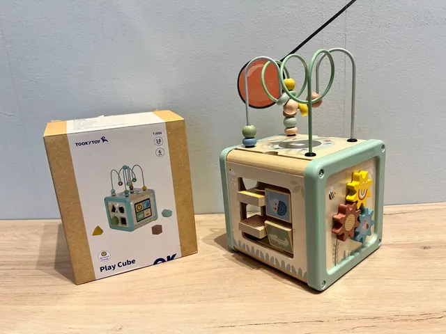 Play Cube — cubo de atividades